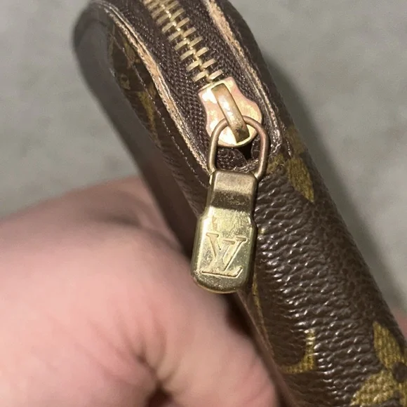 Louis Vuitton monogram geode zippy zip around travel wallet - Picture 5 of 16